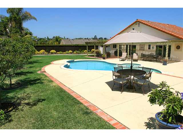 2717 York Road Carlsbad, CA 92010 - Photo 16 of 18 Gallery Image 16