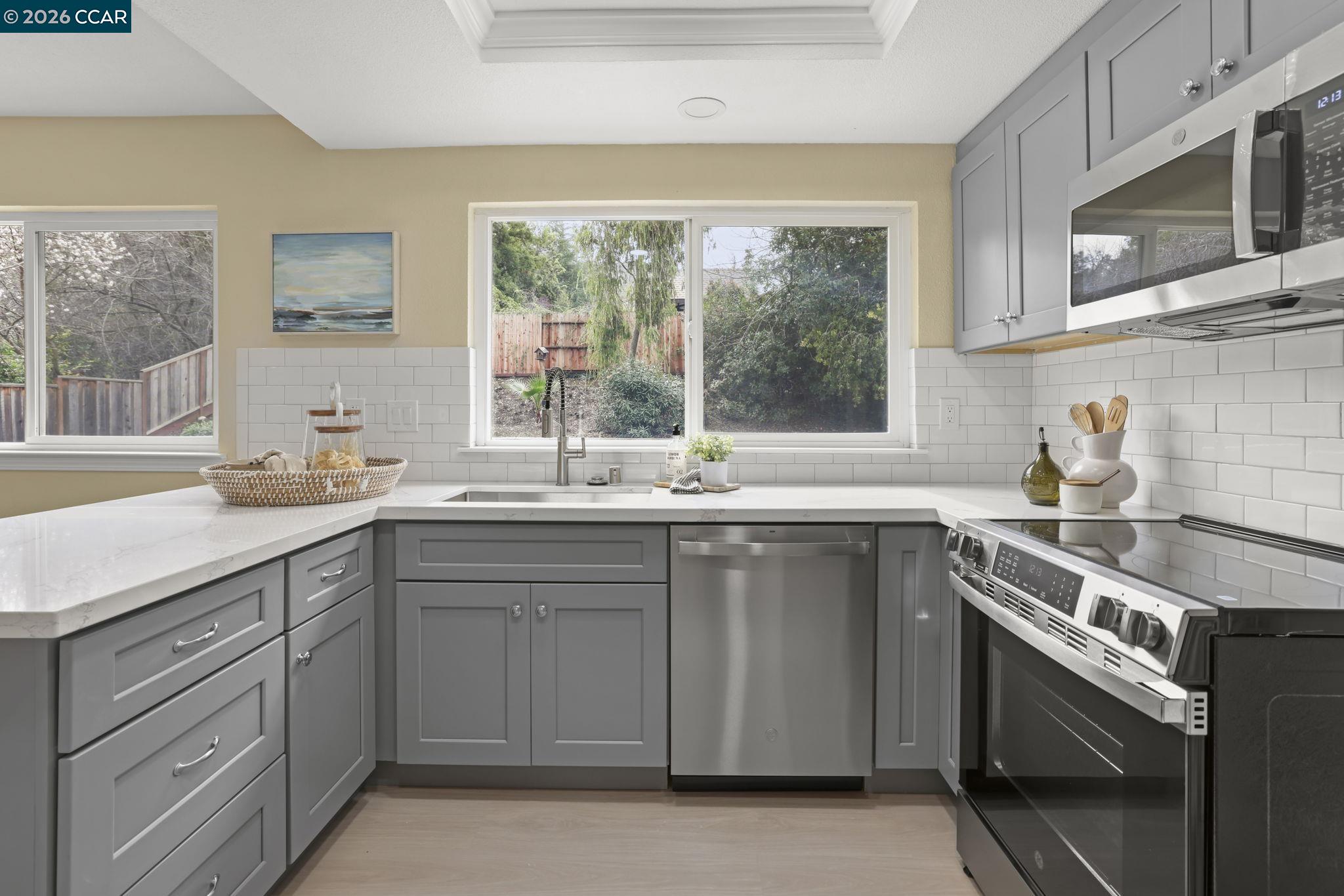 5500 Lewis Way Concord, CA 94521 - Photo 15 of 34