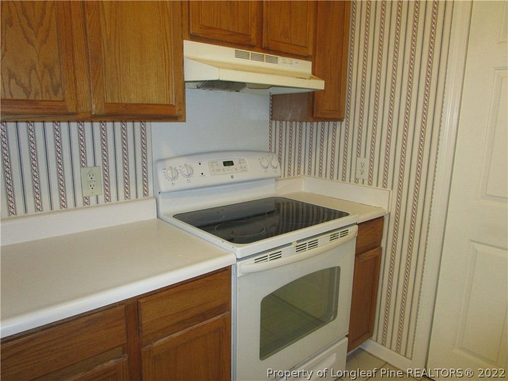 800 Turkey Ridge Drive Fayetteville, NC 28314 - Photo 12 of 23 a utility room with dryer and washer