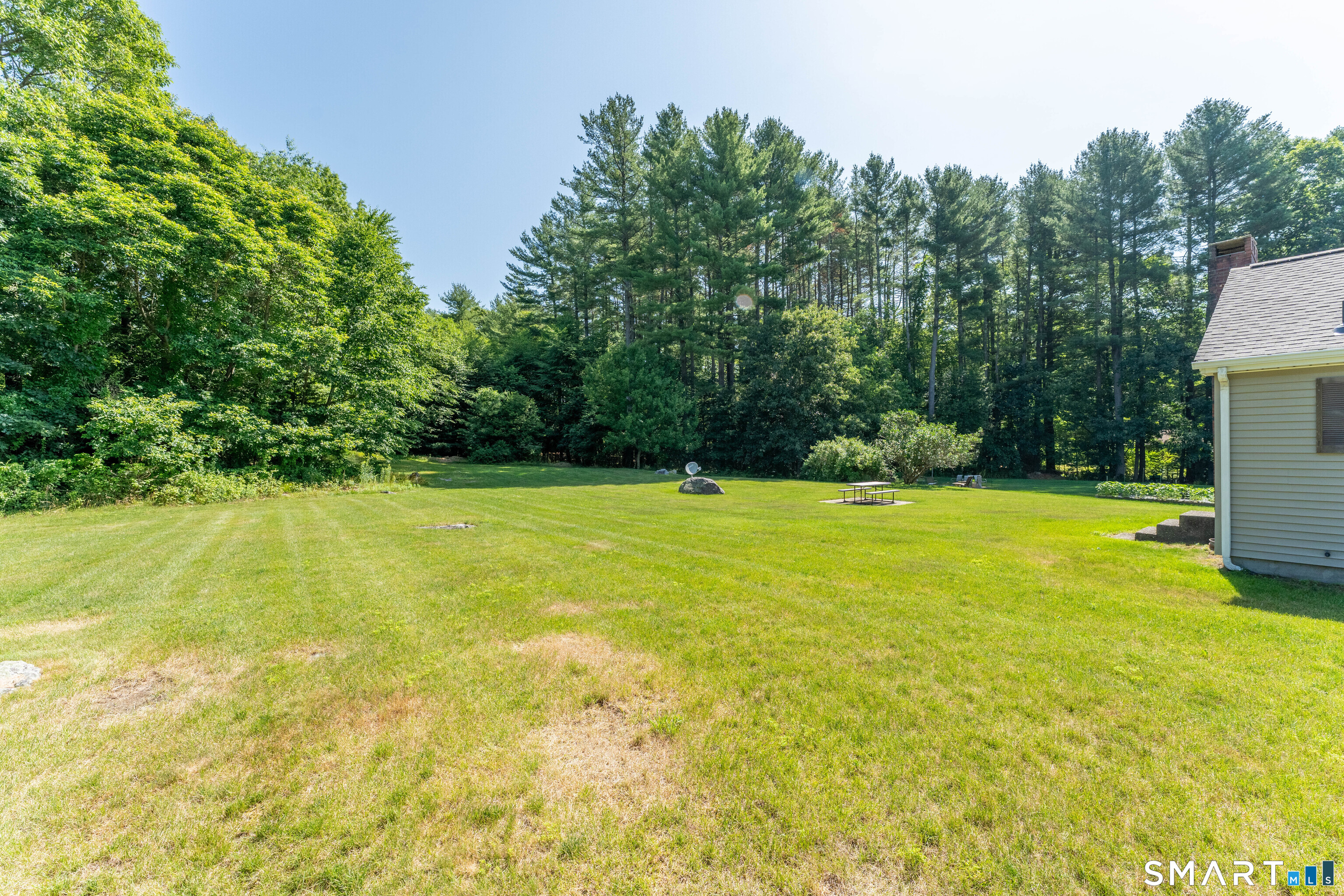 27 Mountain Hill Road Thompson, CT 06255 - Photo 4 of 23