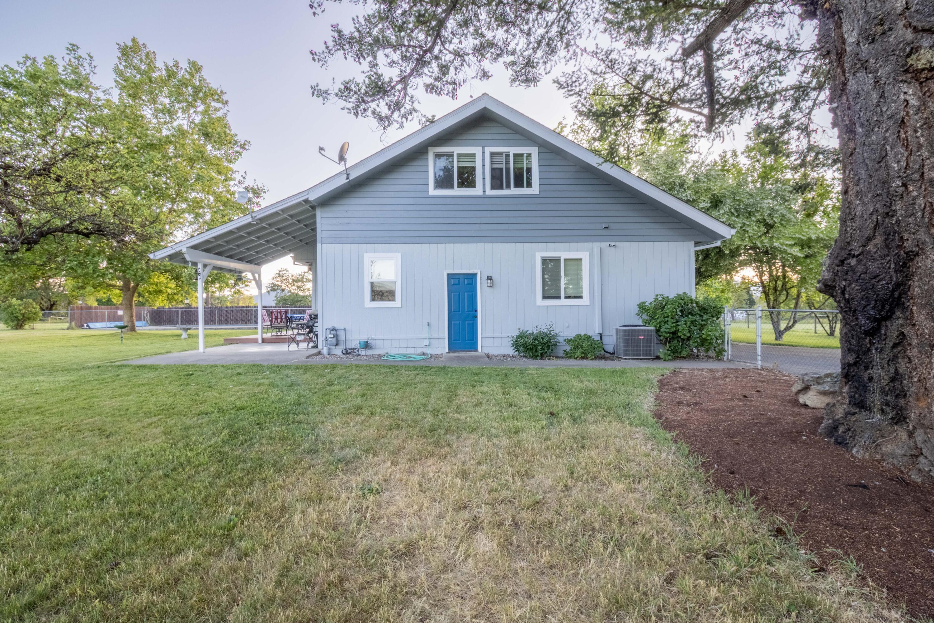 3317 Leonard Road Grants Pass, OR 97527 - Photo 5 of 62 5