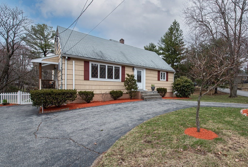 15 Swain Road Wilmington, MA 01887 - Photo 1 of 28 Gallery Image 1