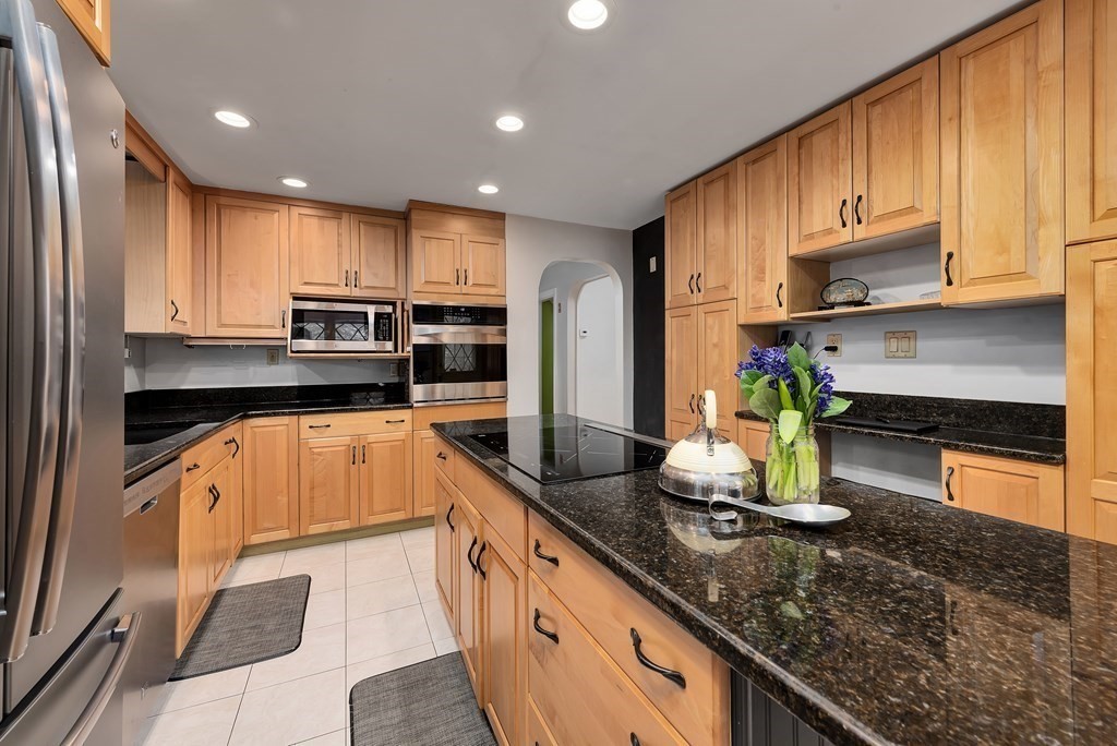 15 Swain Road Wilmington, MA 01887 - Photo 5 of 28 Gallery Image 5