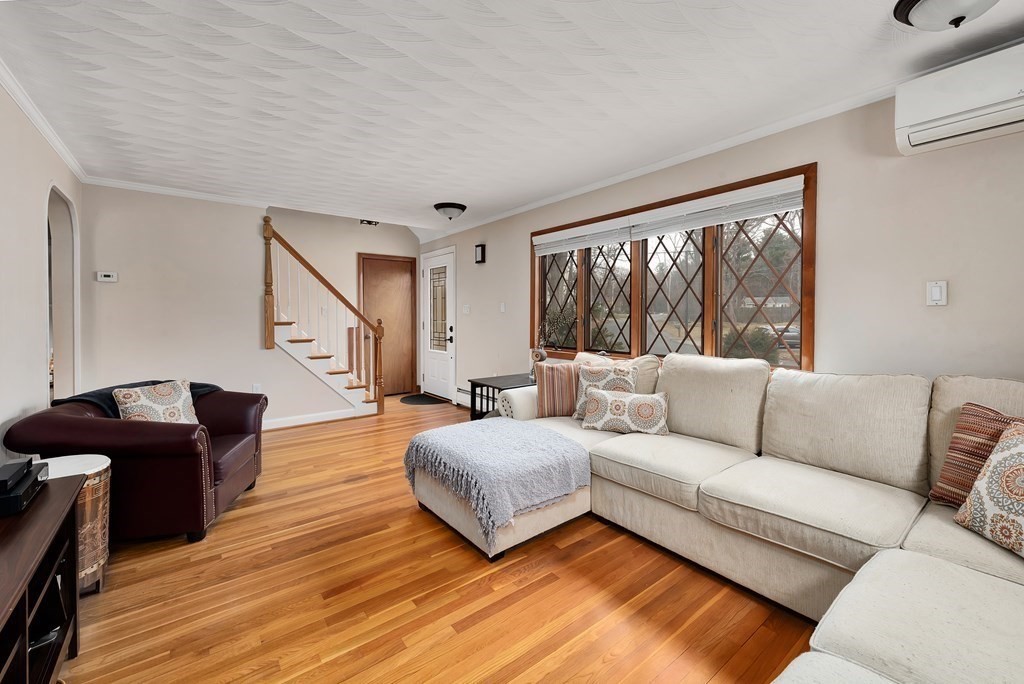 15 Swain Road Wilmington, MA 01887 - Photo 8 of 28 Gallery Image 8