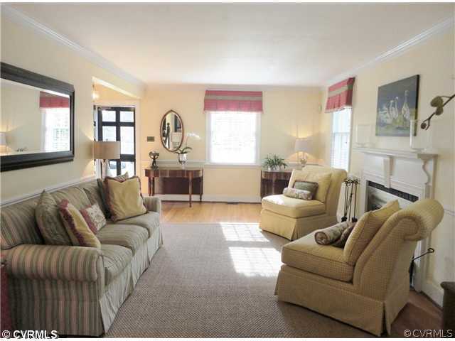 700 Seneca Road Richmond, VA 23226 - Photo 3 of 12 Living Room