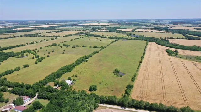 $459,990 | 2516 County Road 1017, Celeste, TX 75423