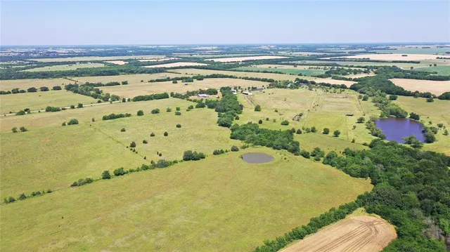 $459,990 | 2516 County Road 1017, Celeste, TX 75423