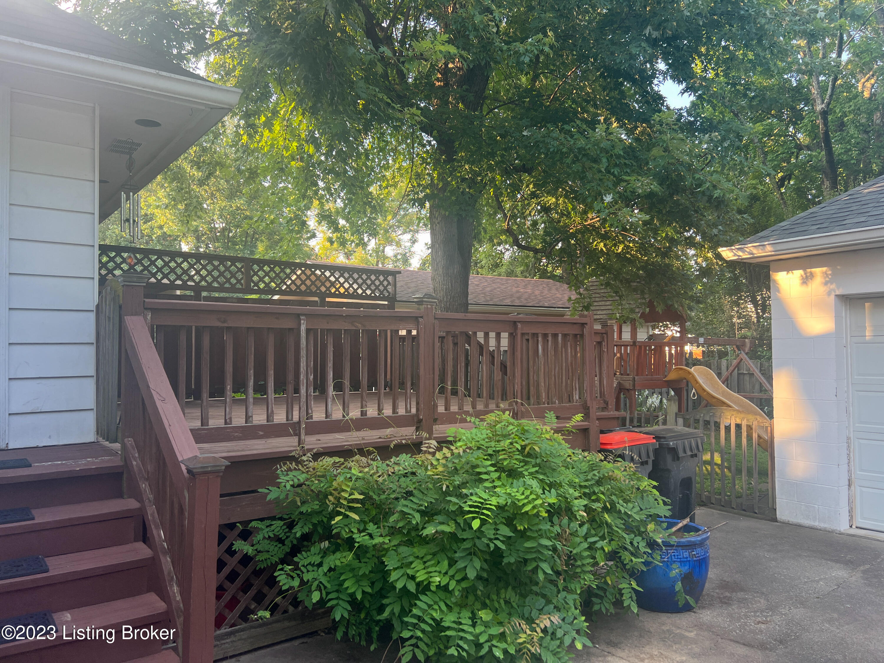 541 Dover Road Louisville, KY 40206 - Photo 7 of 37 3C511950-A0F4-4270-A14B-3B97965875A2