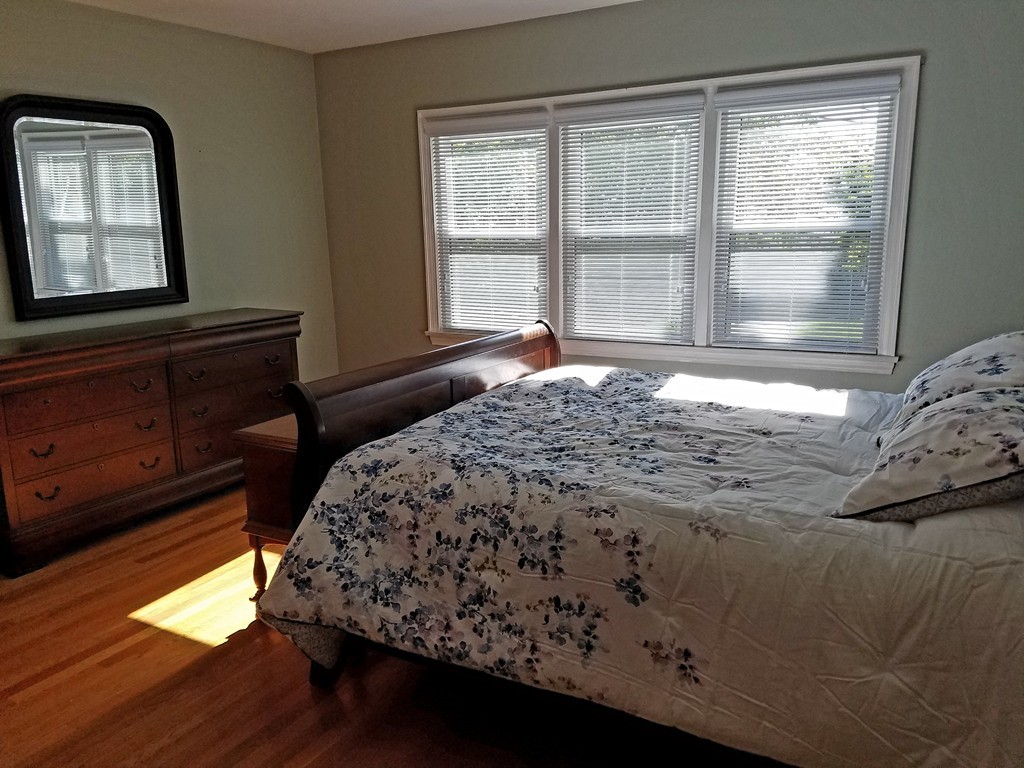 33 Fairview Road Salem, MA 01970 - Photo 11 of 26 Gallery Image 11