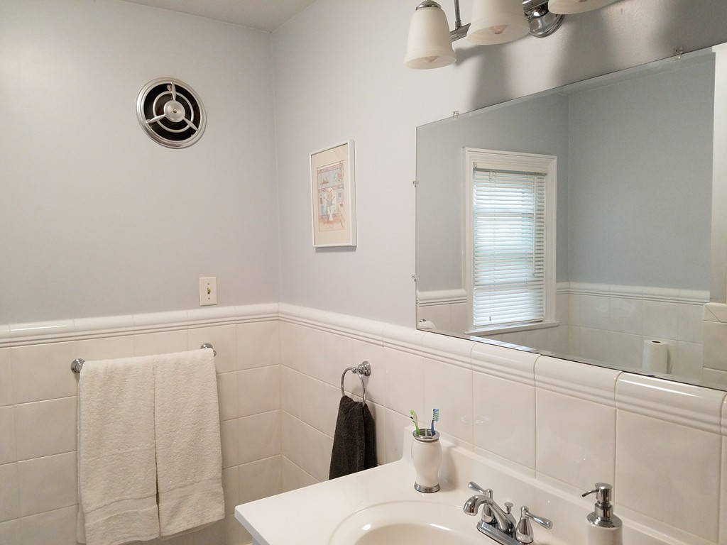 33 Fairview Road Salem, MA 01970 - Photo 20 of 26 Gallery Image 20