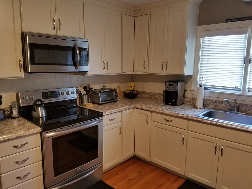 33 Fairview Road Salem, MA 01970 - Photo 3 of 26 Gallery Image 3