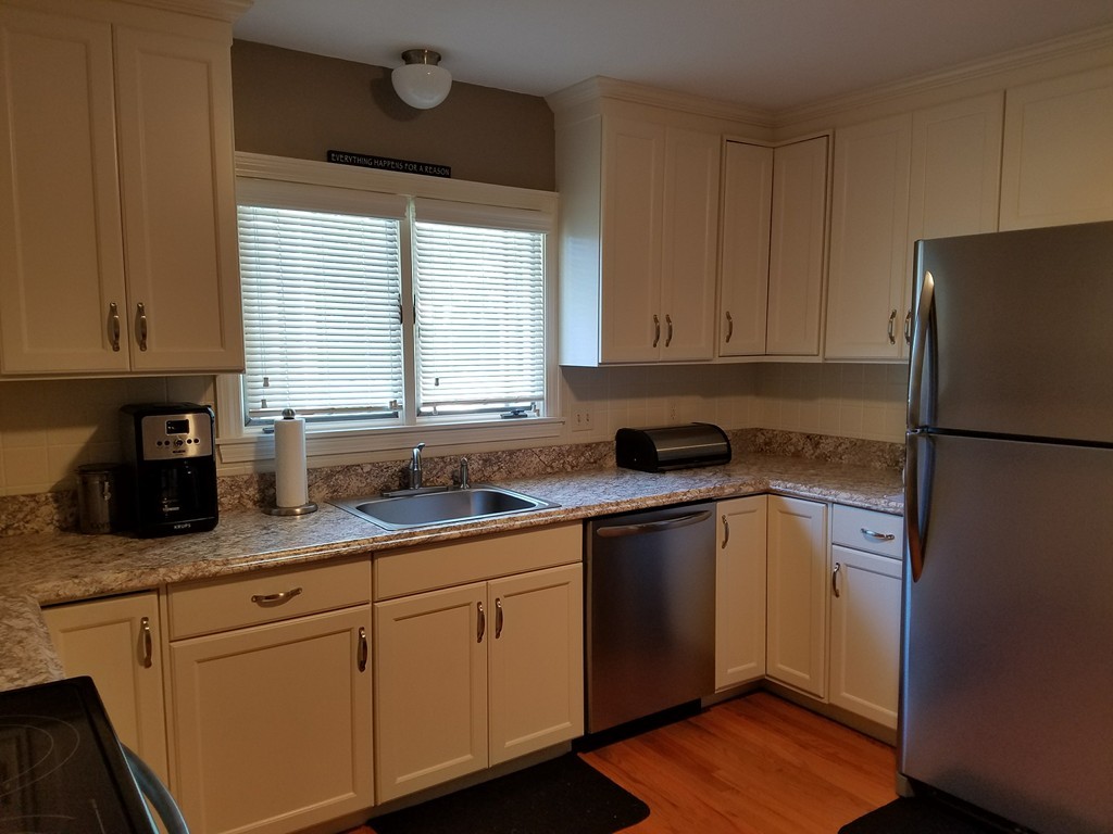 33 Fairview Road Salem, MA 01970 - Photo 4 of 26 Gallery Image 4