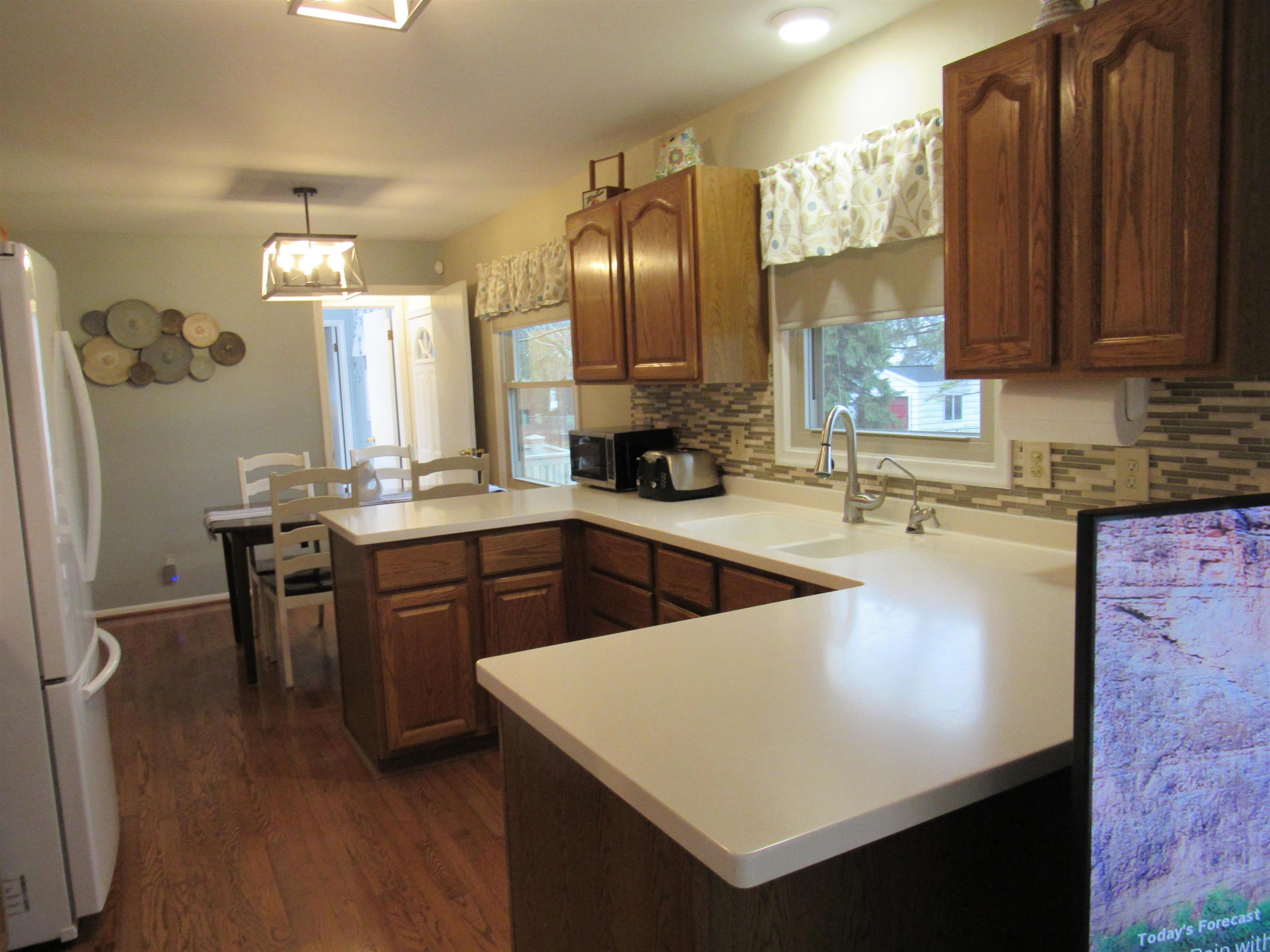 5367 Copley Square Road Grand Blanc, MI 48439 - Photo 8 of 31 50170347-c55478b6-a40e-4053-9ade-c041c690882e.JPG