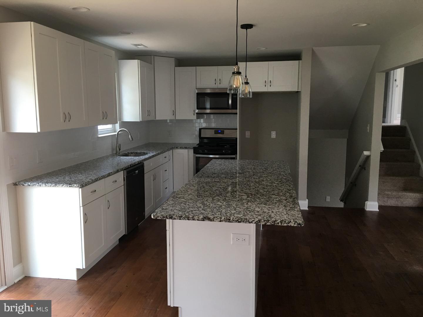 1059 Coronet Road Warminster, PA 18974 - Photo 8 of 25 Kitchen