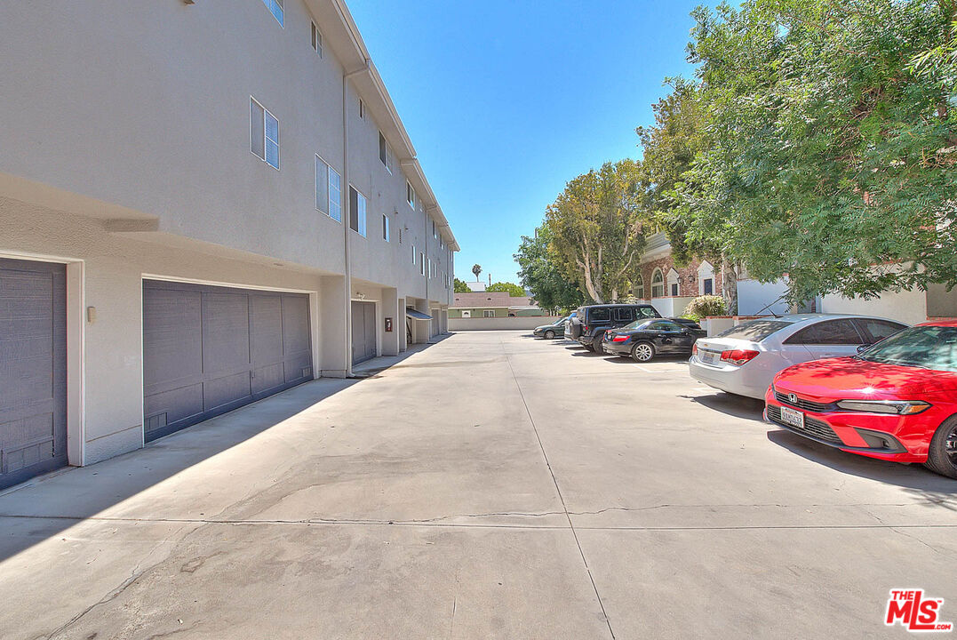 8741 Darby Avenue, Unit 16 Northridge, CA 91325 - Photo 43 of 43 a view of parking area