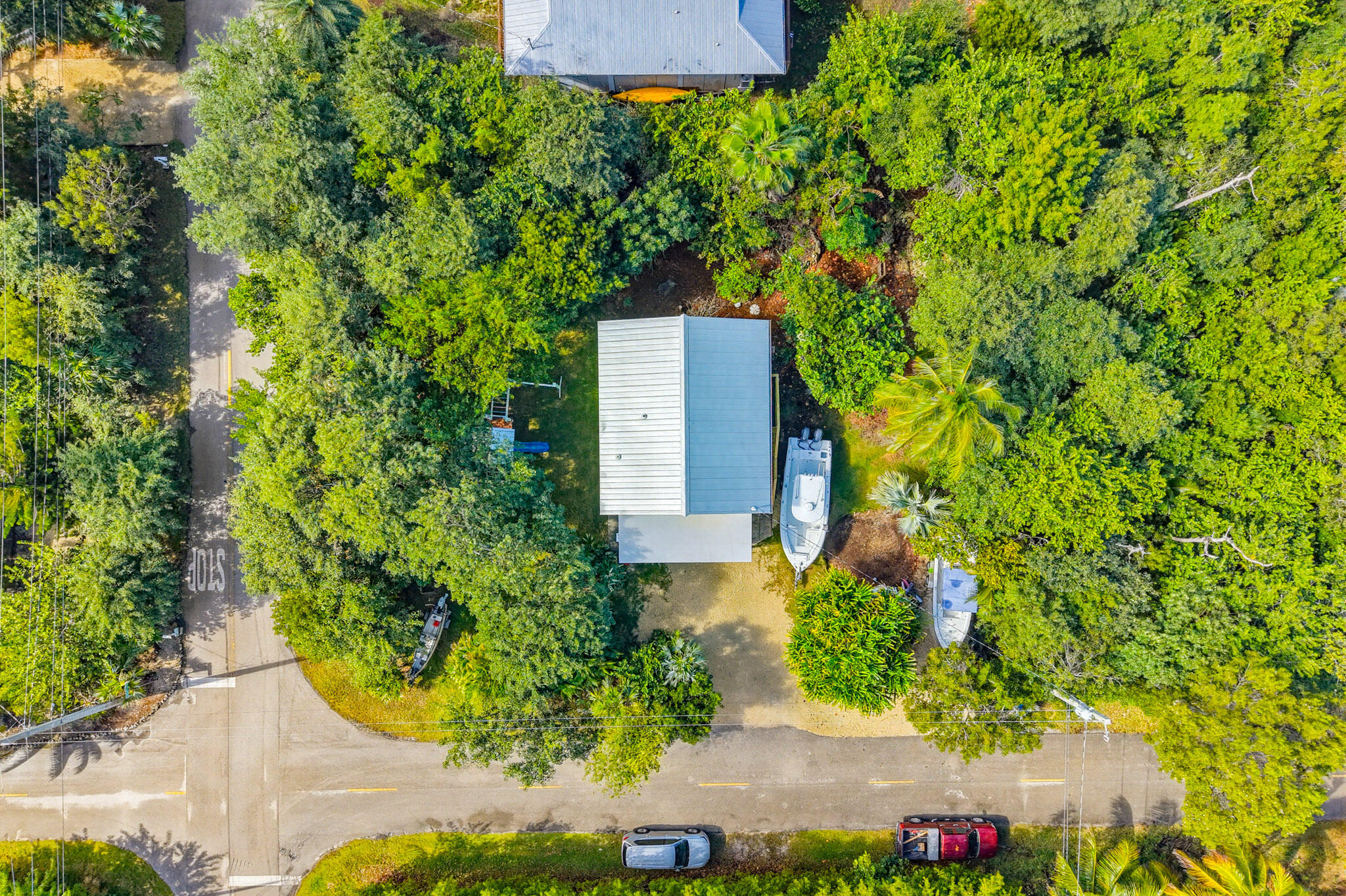 1258 Division Street Big Pine Key, FL 33043 - Photo 15 of 71 1258 Division St (web) - 028