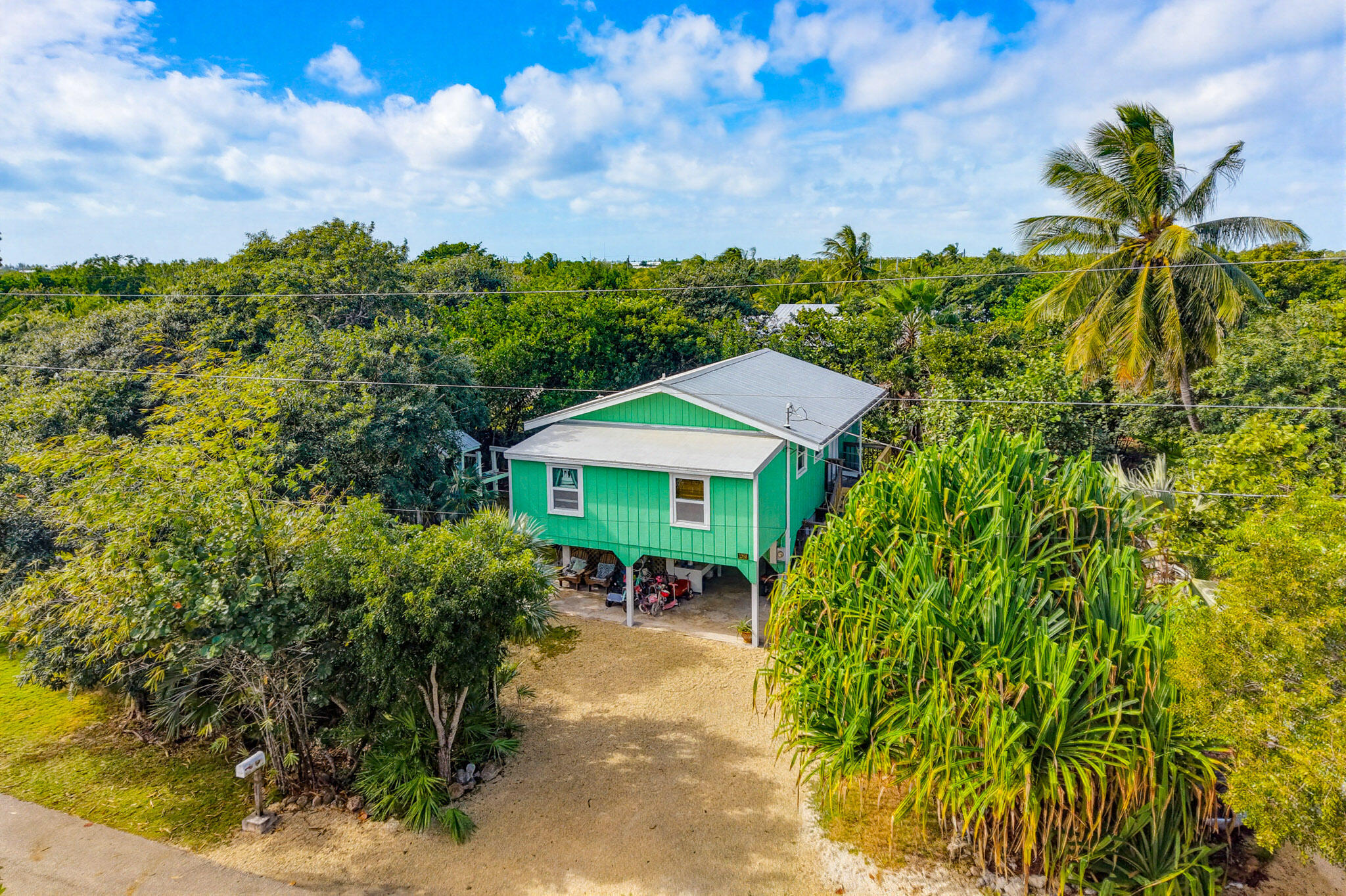 1258 Division Street Big Pine Key, FL 33043 - Photo 16 of 79 1258 Division St (web) - 021