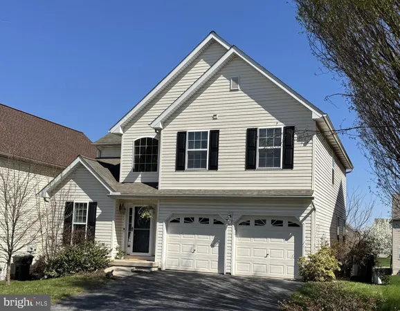 $325,000 | 445 Stabley Lane, Windsor, PA 17366