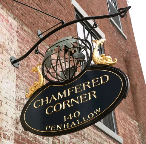 $3,250 | 140 Penhallow Street, Unit 2A, Portsmouth, NH 03801