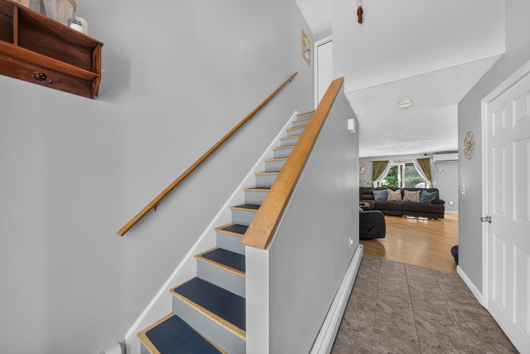 94 Indian Rock Road Merrimack, NH 03054 - Photo 17 of 42 Gallery Image 17
