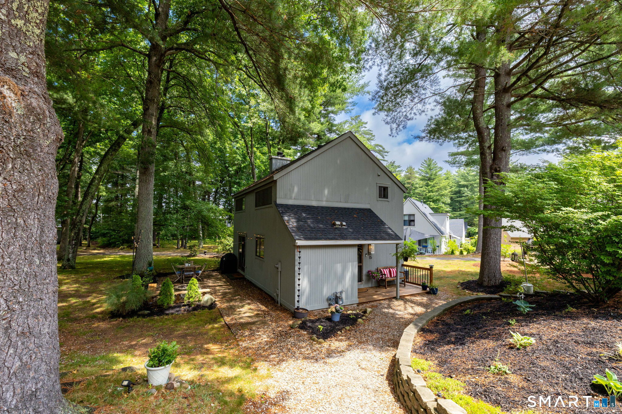 15 Gray Pine Common, Unit 15 Avon, CT 06001 - Photo 3 of 40