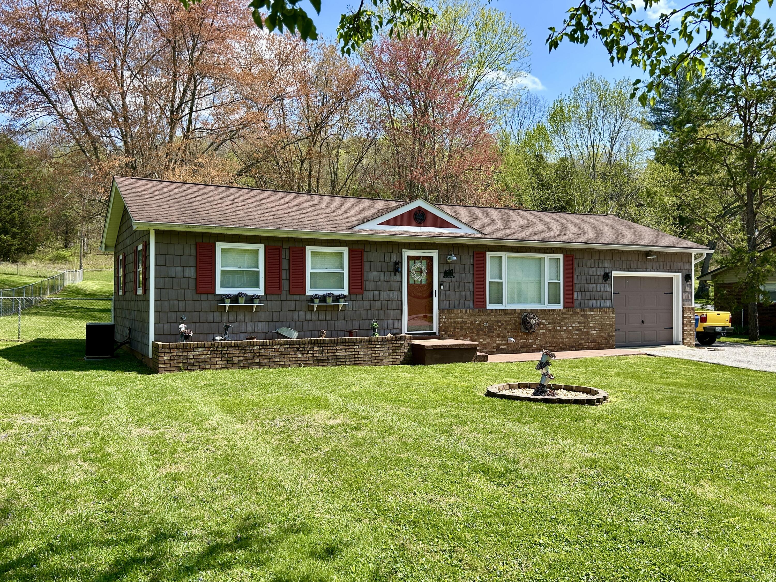 1870 Rush Branch Road Somerset, KY 42501 - Photo 1 of 29 IMG_E7422
