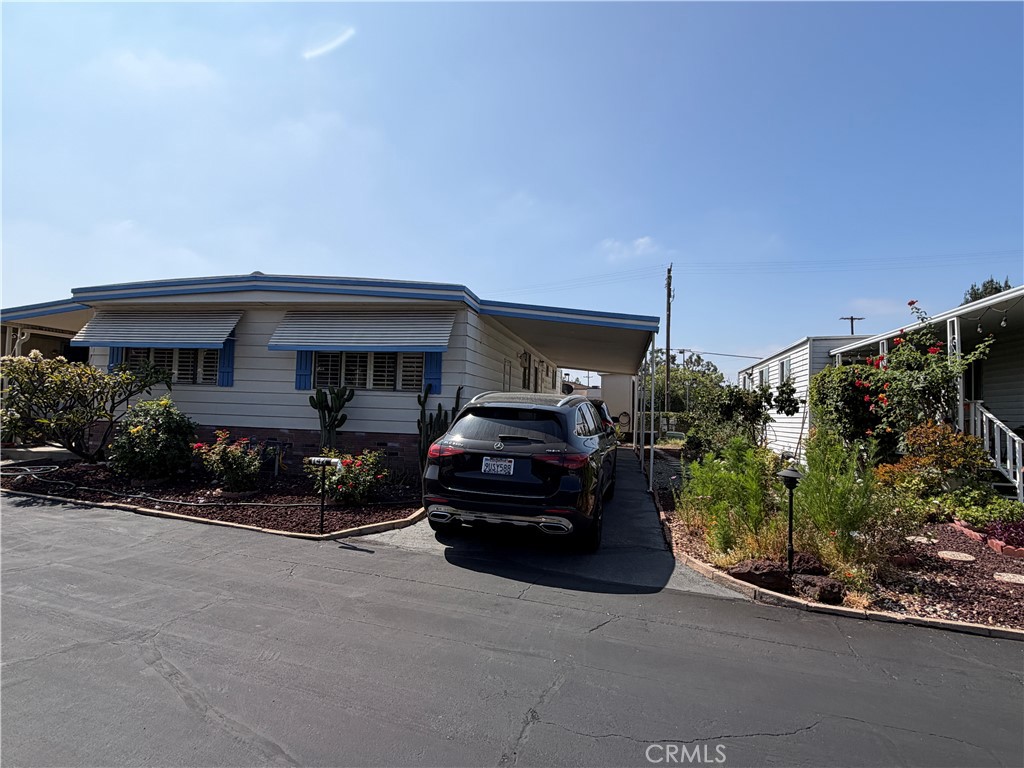 840 East Foothill Boulevard, Unit 142 Azusa, CA 91702 - Photo 4 of 43
