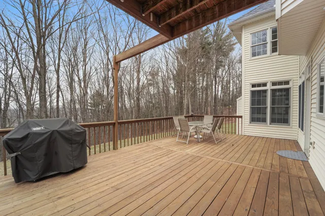 $599,900 | 953 Dante Drive, Endicott, NY 13760