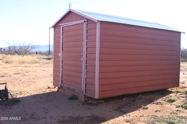 $228,000 | 7487 East Larkspur Lane, Hereford, AZ 85615