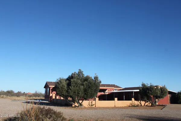 $228,000 | 7487 East Larkspur Lane, Hereford, AZ 85615