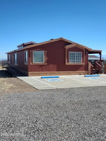 $228,000 | 7487 East Larkspur Lane, Hereford, AZ 85615