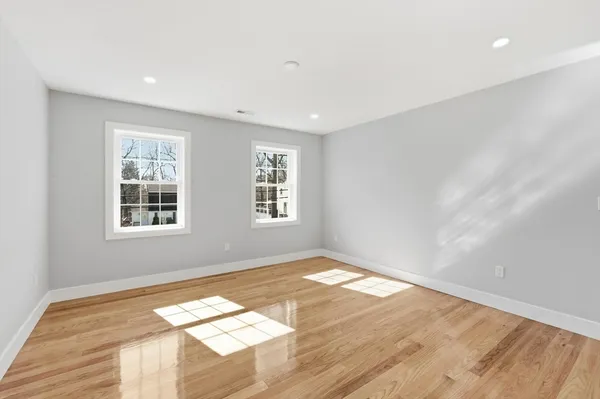 $989,900 | 6 Barrows Road, Worcester, MA 01609