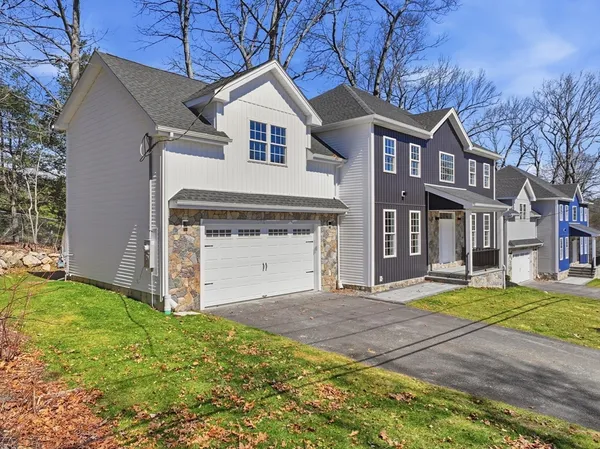 $989,900 | 6 Barrows Road, Worcester, MA 01609