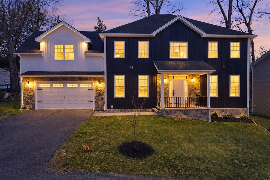 6 Barrows Road Worcester, MA 01609 - Photo 41 of 41 a house view with a garden space