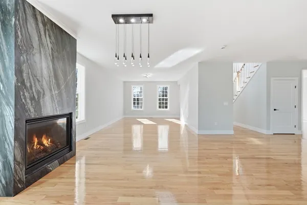 $989,900 | 6 Barrows Road, Worcester, MA 01609