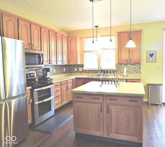 $350,000 | 10863 Secretariat Drive, Indianapolis, IN 46234