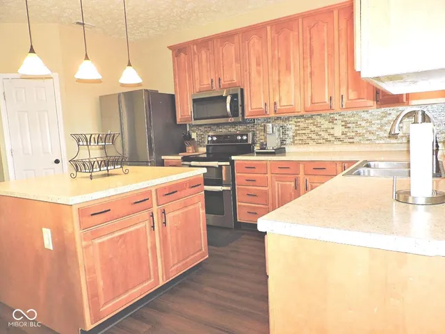 $350,000 | 10863 Secretariat Drive, Indianapolis, IN 46234