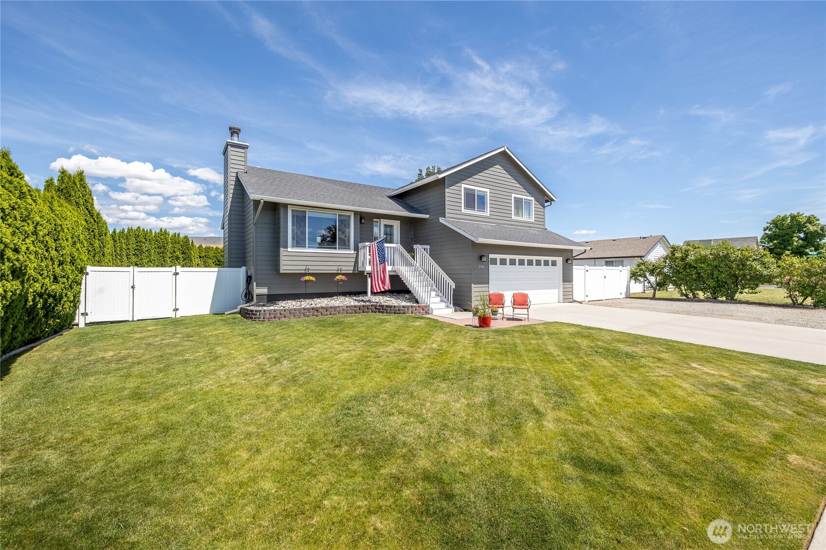 2386 Fancher Field Road East Wenatchee, WA 98802 - Photo 4 of 39