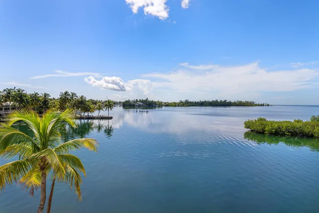 $11,000,000 | 75280 Overseas Highway, Islamorada, FL 33036