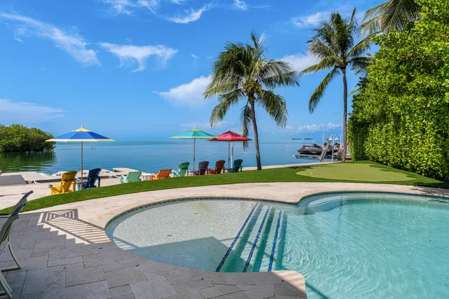 $11,000,000 | 75280 Overseas Highway, Islamorada, FL 33036