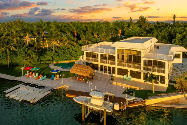 $11,000,000 | 75280 Overseas Highway, Islamorada, FL 33036