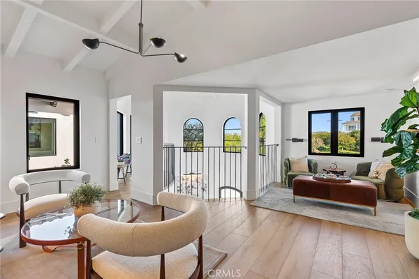$15,900,000 | 17 Muir Beach Circle, Newport Beach, CA 92625