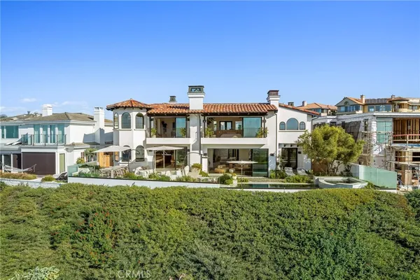 $15,900,000 | 17 Muir Beach Circle, Newport Beach, CA 92625