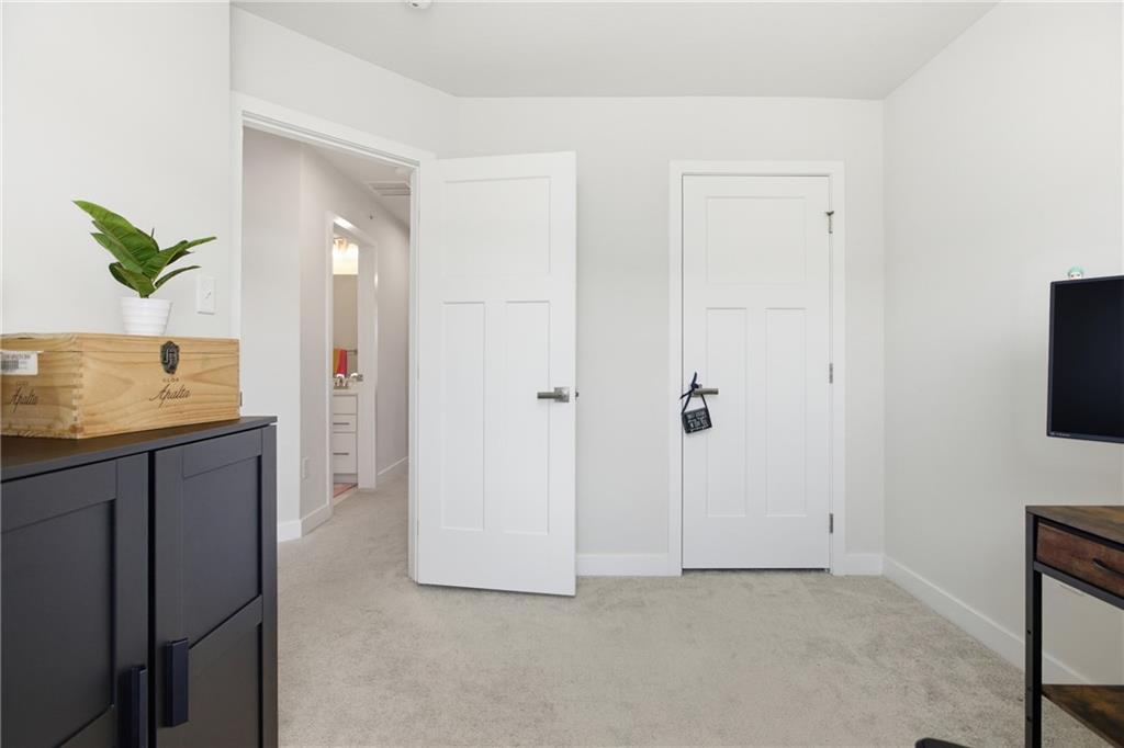 2013 Cade Drive Monaca, PA 15061 - Photo 18 of 28
