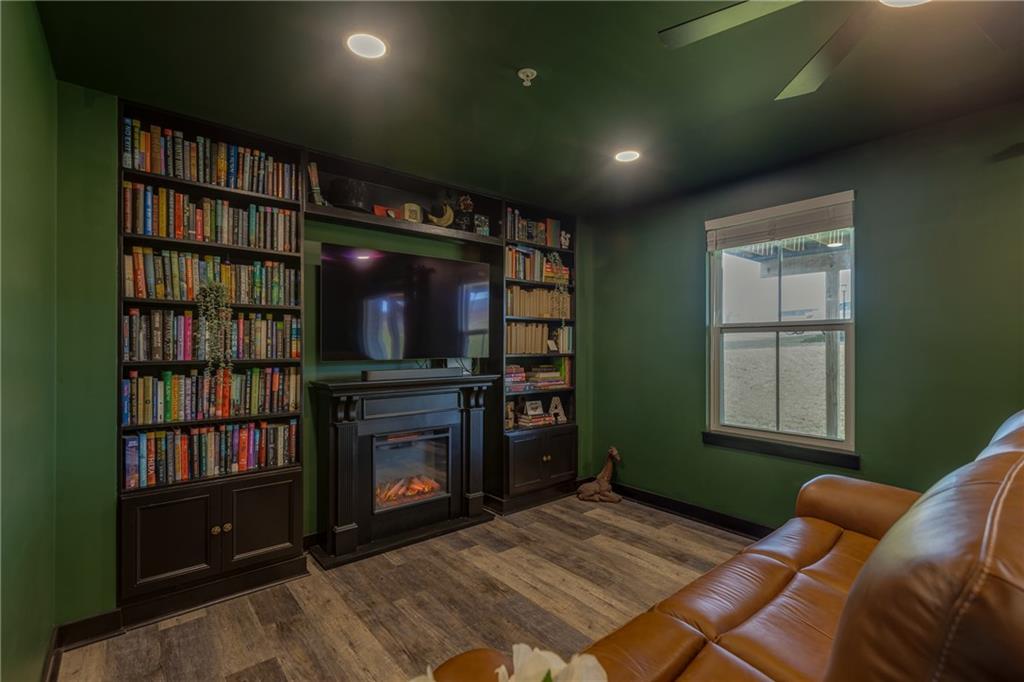 2013 Cade Drive Monaca, PA 15061 - Photo 22 of 28