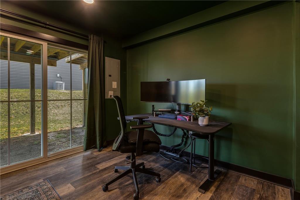 2013 Cade Drive Monaca, PA 15061 - Photo 23 of 28