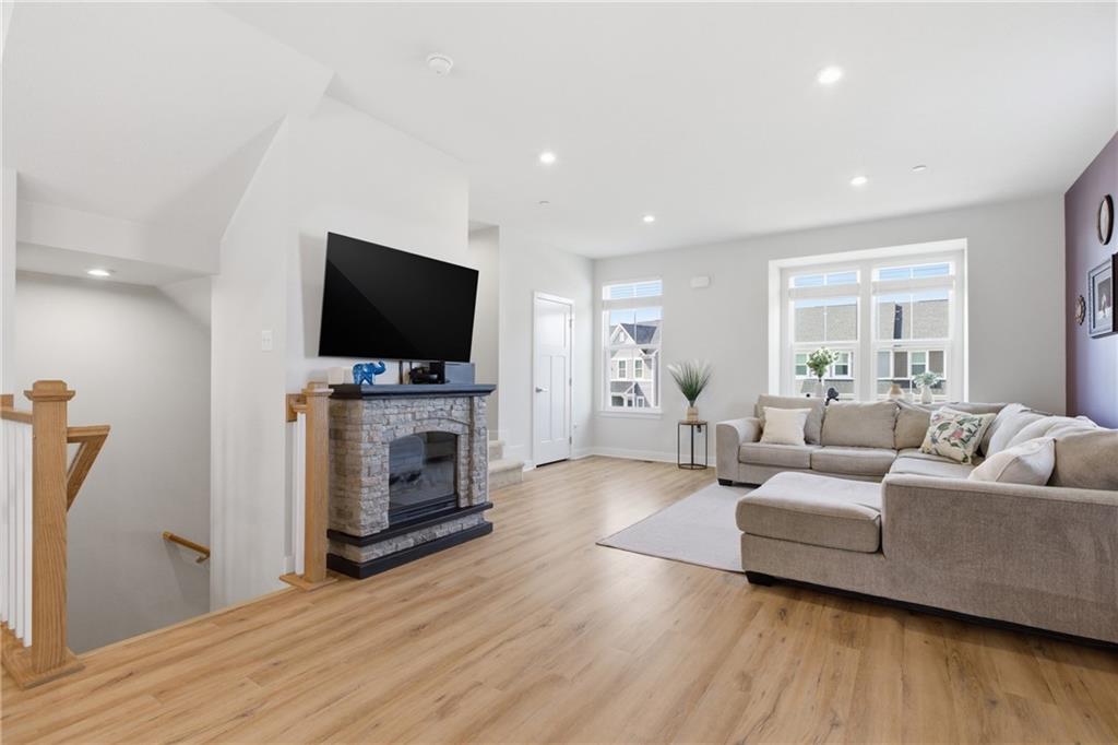 2013 Cade Drive Monaca, PA 15061 - Photo 10 of 28