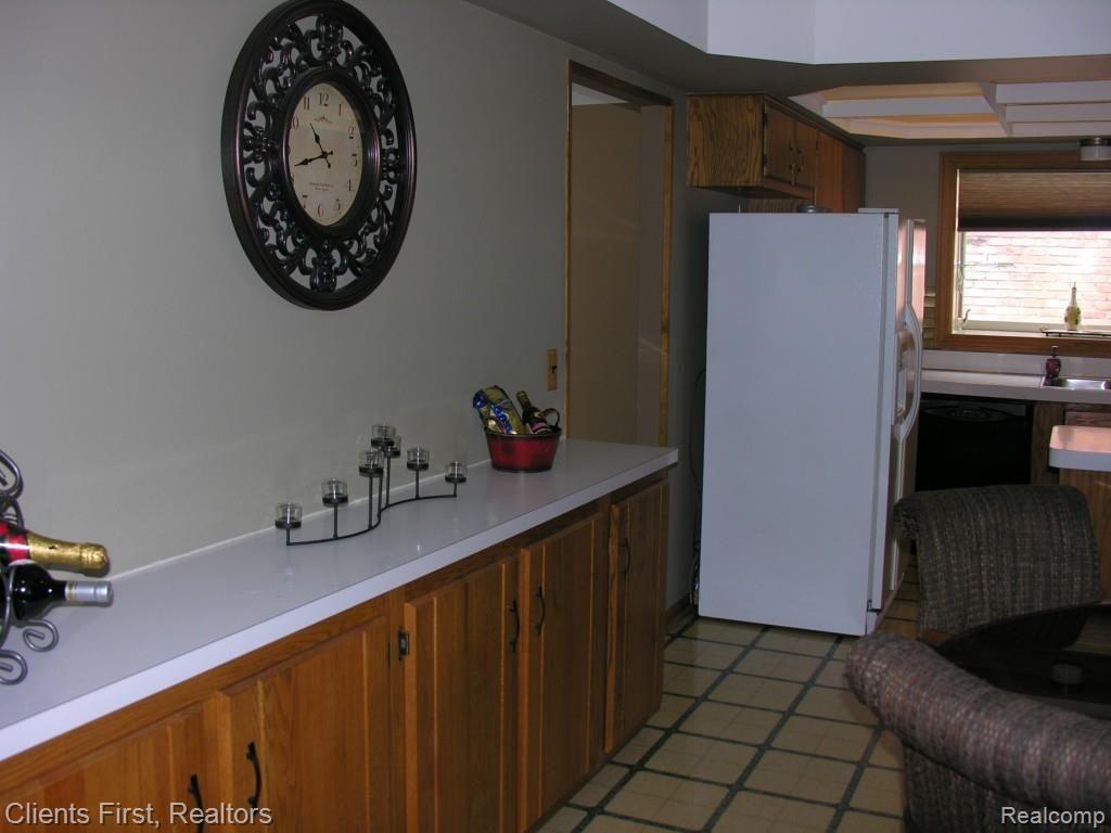 7615 Kingsbridge Road Canton, MI 48187 - Photo 20 of 49 Kingsbridge 059.jpg