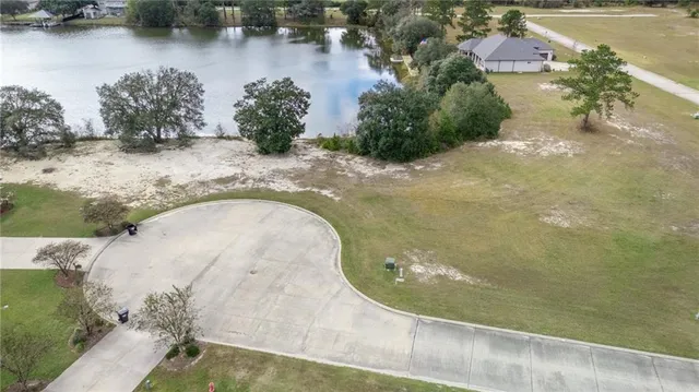 $125,000 | 705 Northlake Drive, Covington, LA 70435