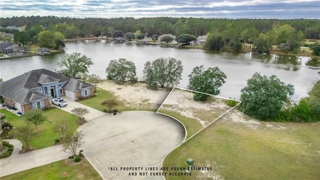 $125,000 | 705 Northlake Drive, Covington, LA 70435